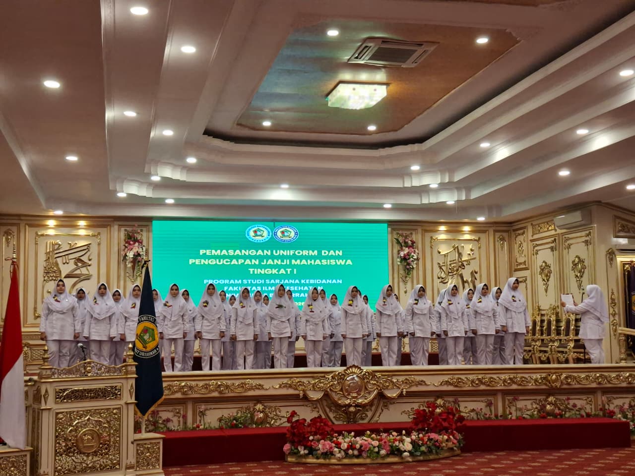 Prodi S1 Kebidanan Unbrah Gelar Caping Day 2026