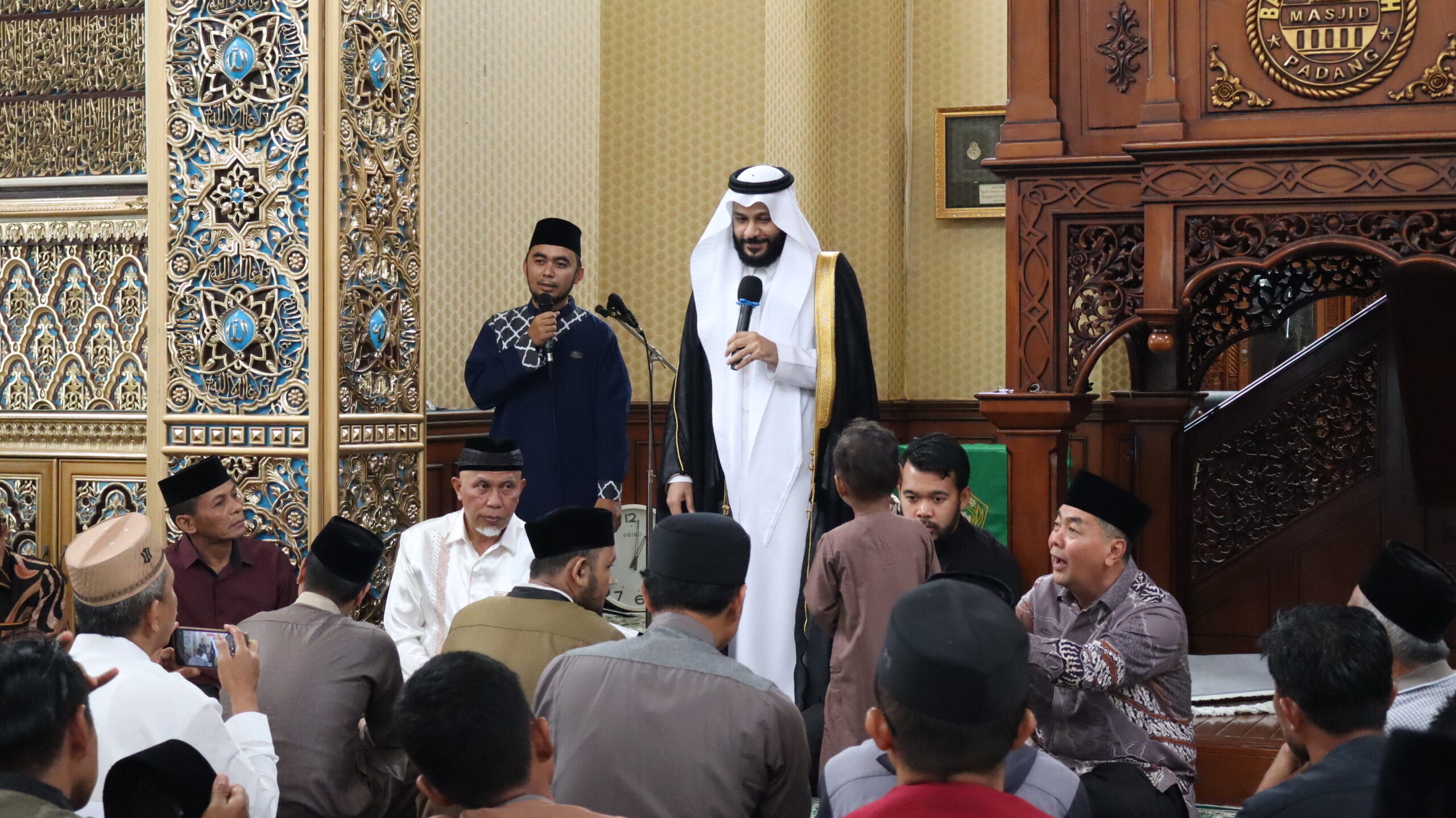 Imam Masjidil Haram Berkunjung Ke Universitas Baiturrahmah