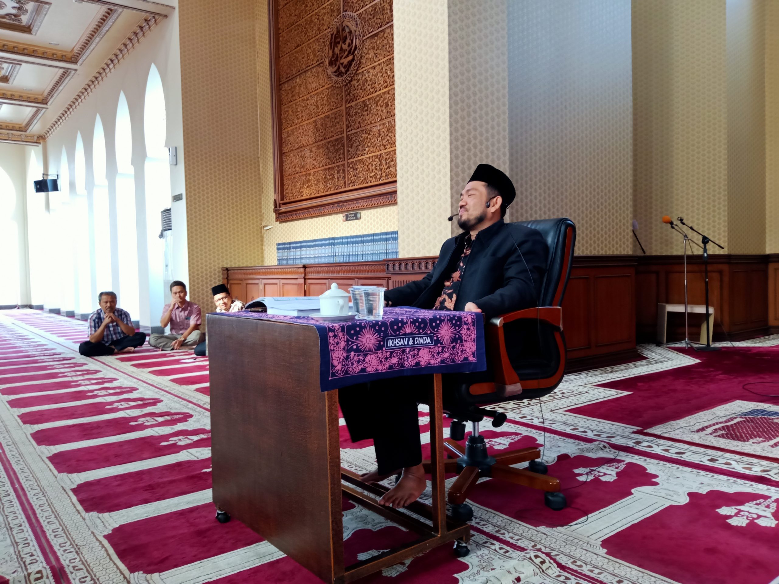 Kajian Dhuha : Ibadah Tidak Perlu Dipamerkan