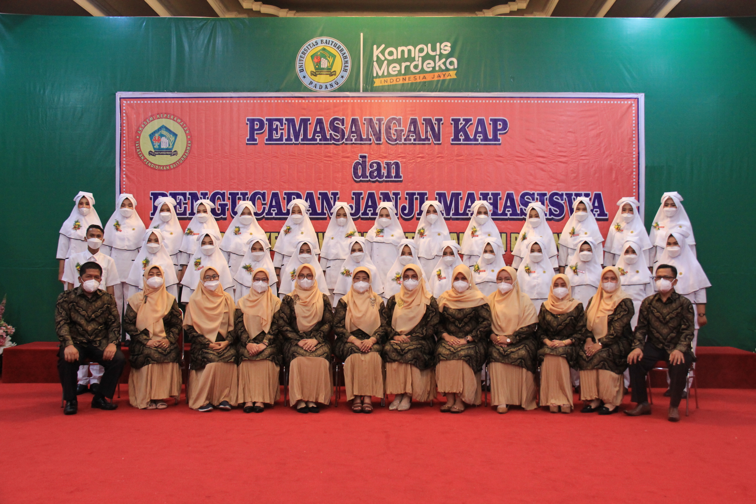 Akper Baiturrahmah Laksanakan Caping Day dan Pengucapan Janji Mahasiswa