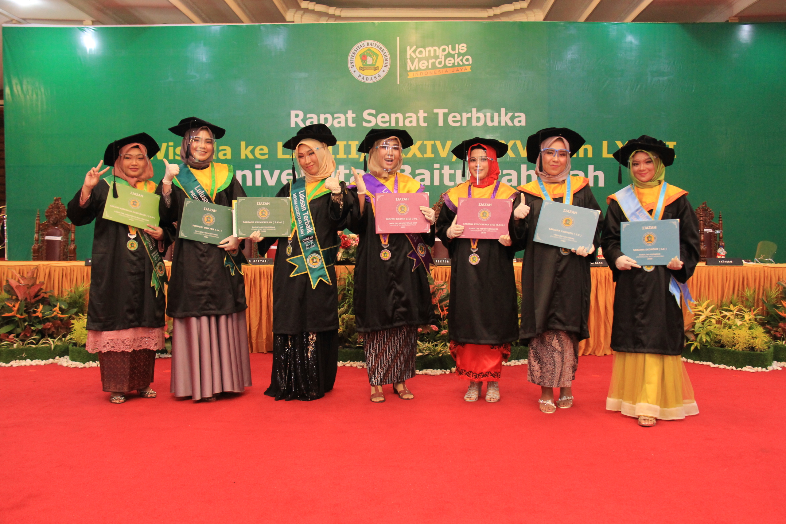 Unbrah Gelar Wisuda Angkatan 73 dan 74