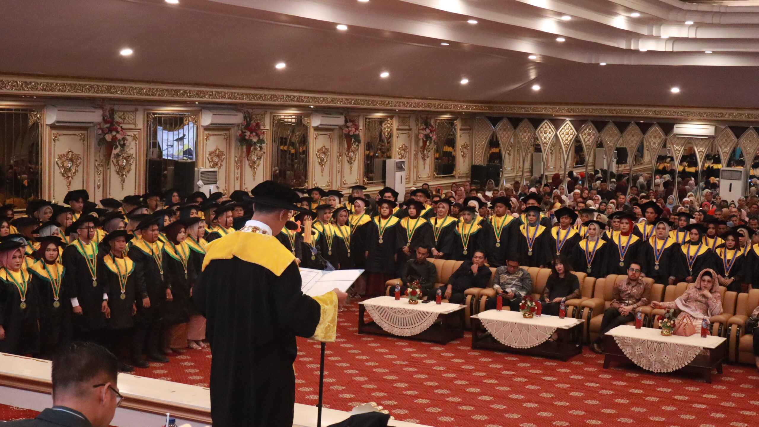 Unbrah Kukuhkan 202 Lulusan Dalam Wisuda 94, Alumni Capai 16.481