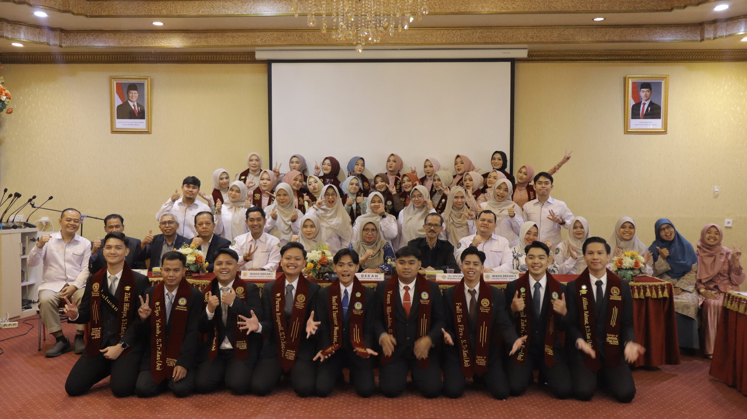 Fakultas Vokasi Unbrah Gelar Yudisium VI dan Sumpah Profesi Keperawatan Anestesiologi