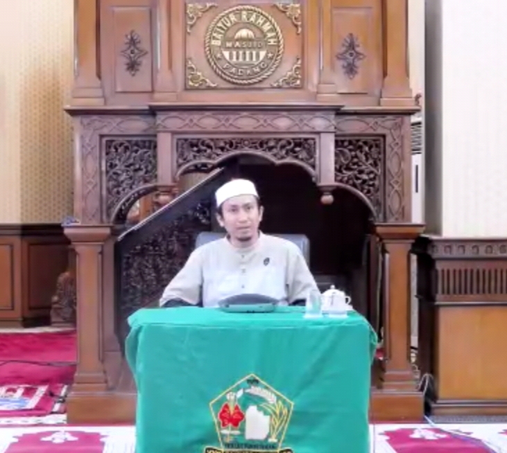 Kajian Dhuha : Adab Menuntut Ilmu