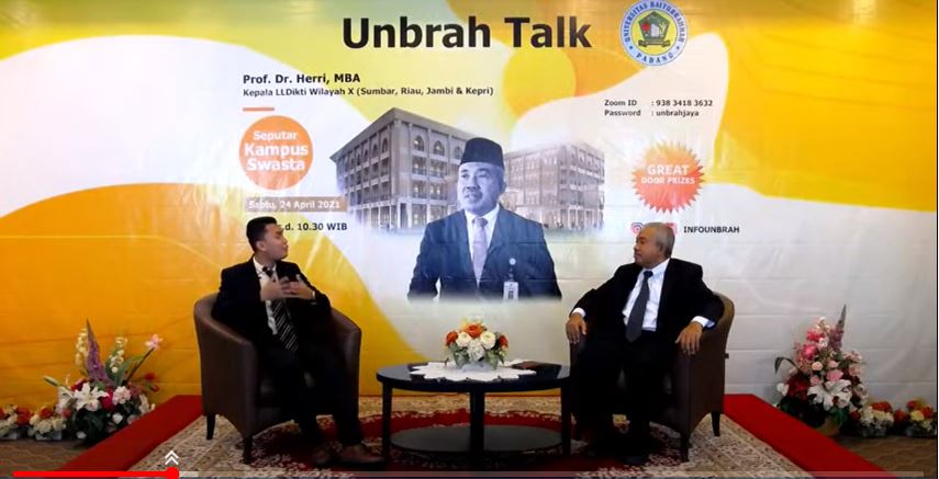 Kepala LLDikti X Jelaskan Seluk Beluk Kampus Swasta di Unbrah Talk