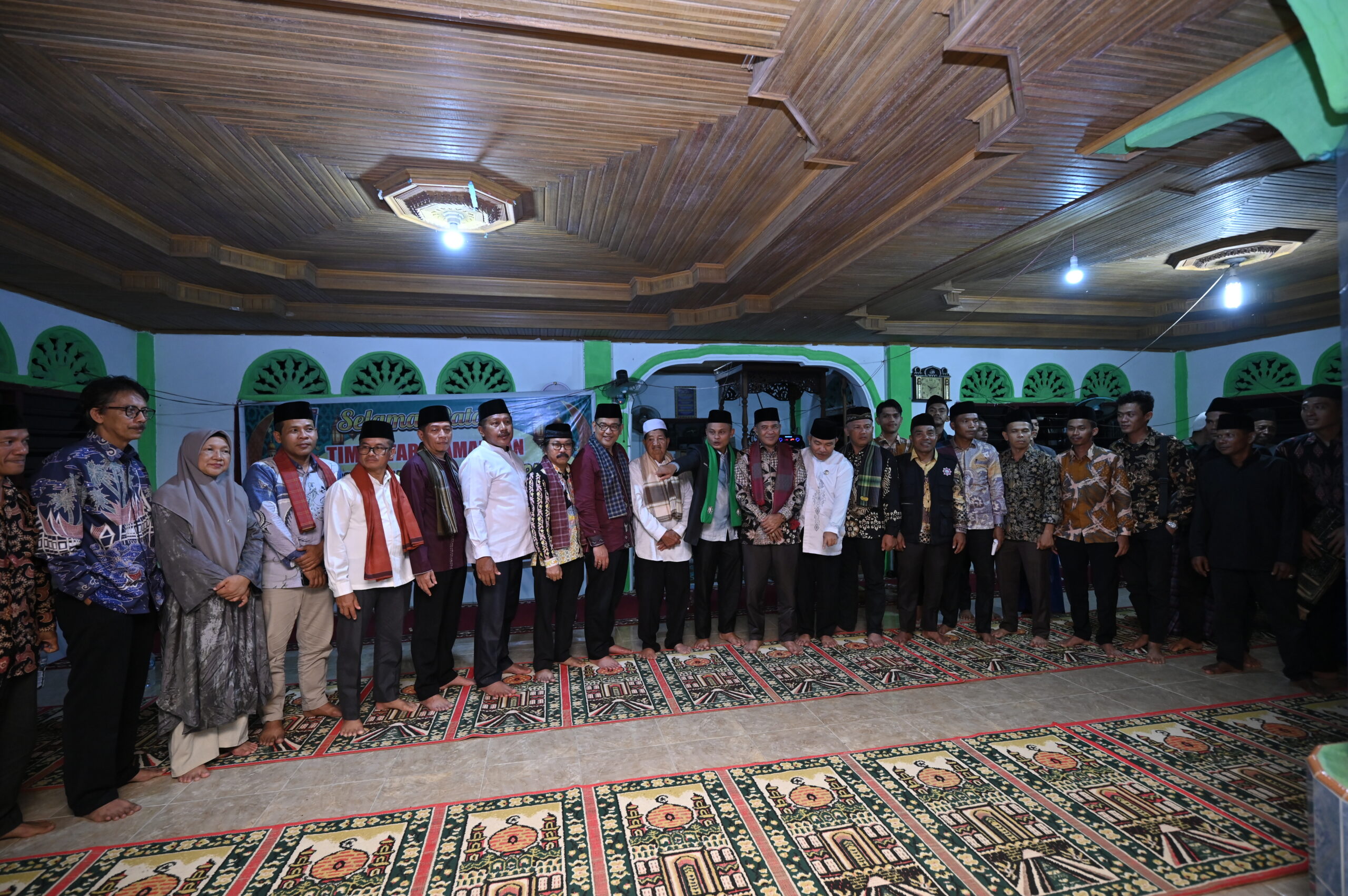Unbrah Ikuti Safari Ramadhan Pemprov ke Solok Selatan, 30 Menit Bersampan Ria