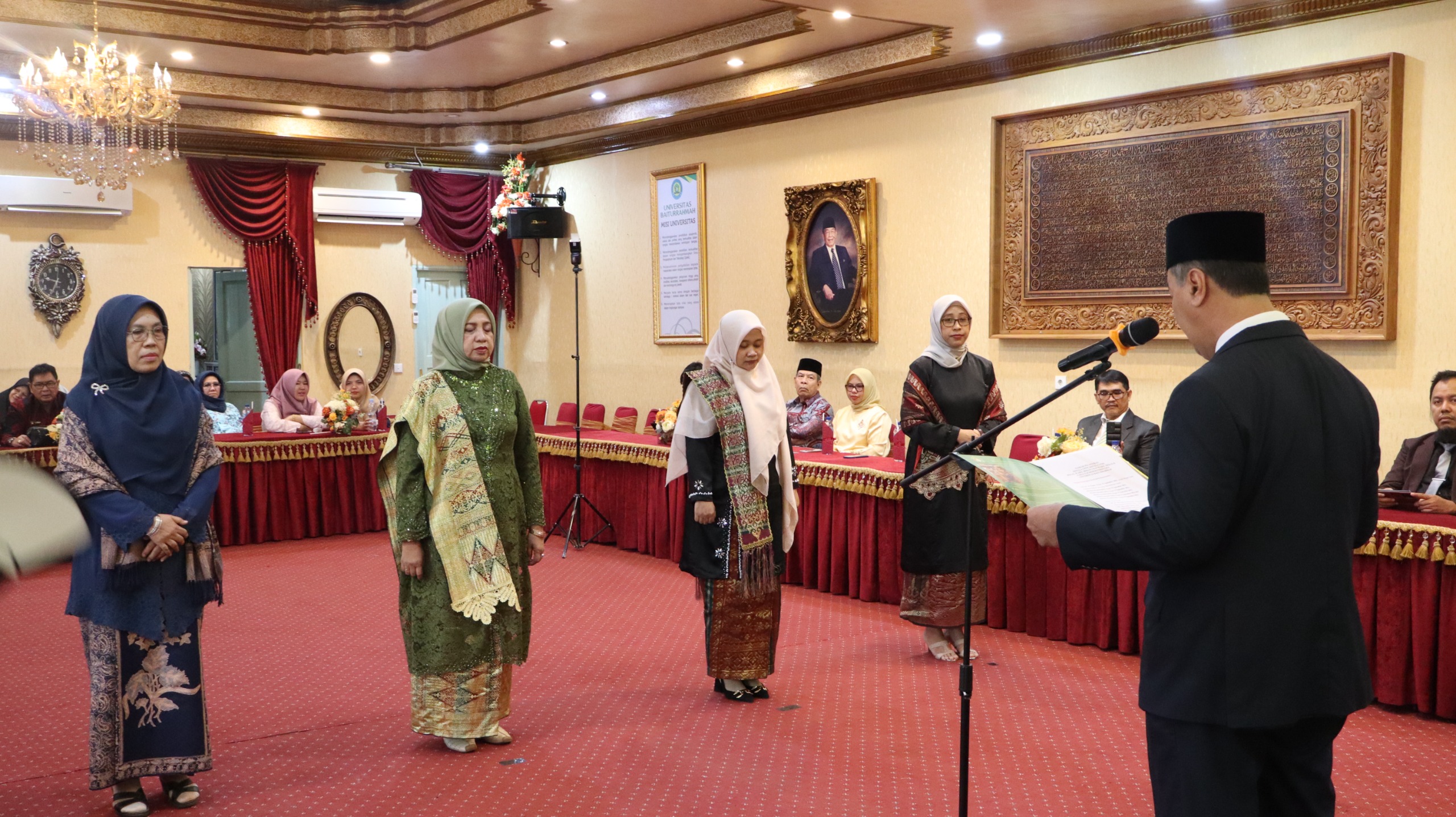 Rektor Unbrah Lantik Lima Pejabat Baru Periode 2024-2028